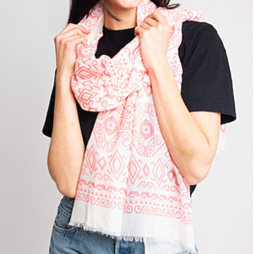 Scarf (coral)